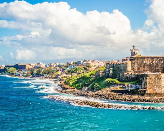 Exploring the Enchanting Charms of Puerto Rico: A Traveler’s Paradise