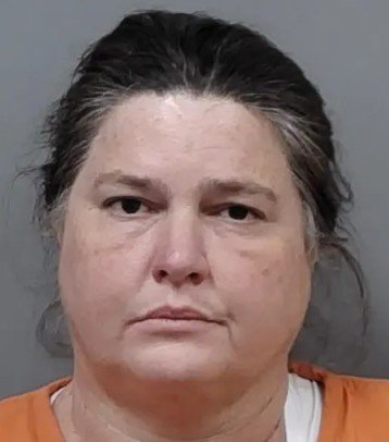 Floral City Woman Arrested After Eight Dogs Found Dead in Abandoned Home