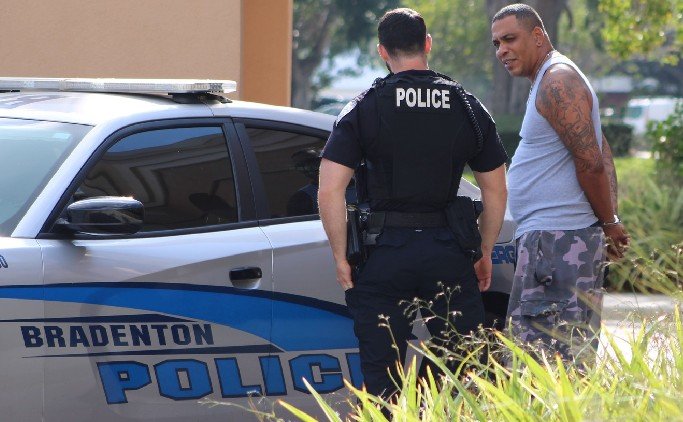 General Manager Arrested for Burglary at Bradenton Restaurant