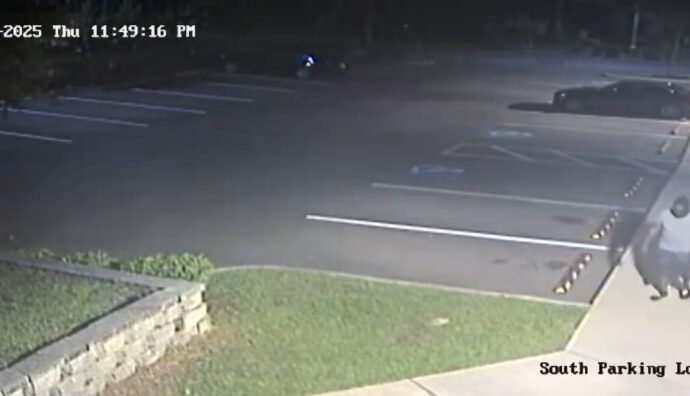 Man in Ski Mask Exposes Himself Outside Gainesville Rehab Facilities; Police Seek Suspect