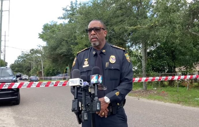 Jacksonville Officer-Involved Shooting Leaves Suspect Dead in Longbranch Area